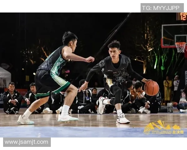 赛后分析:上海篮球队与北京篮球队的团队协作表现及其影响因素探讨